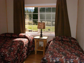 Отель Mountain View Lodge  Паквуд